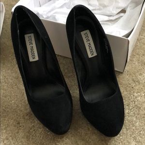 Steve Madden black suede stilettos NEW
